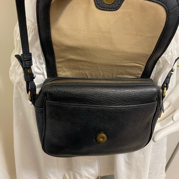 J.Crew crossbody leather bag navy blue good condition just the strap had damaged - Picture 12 of 16